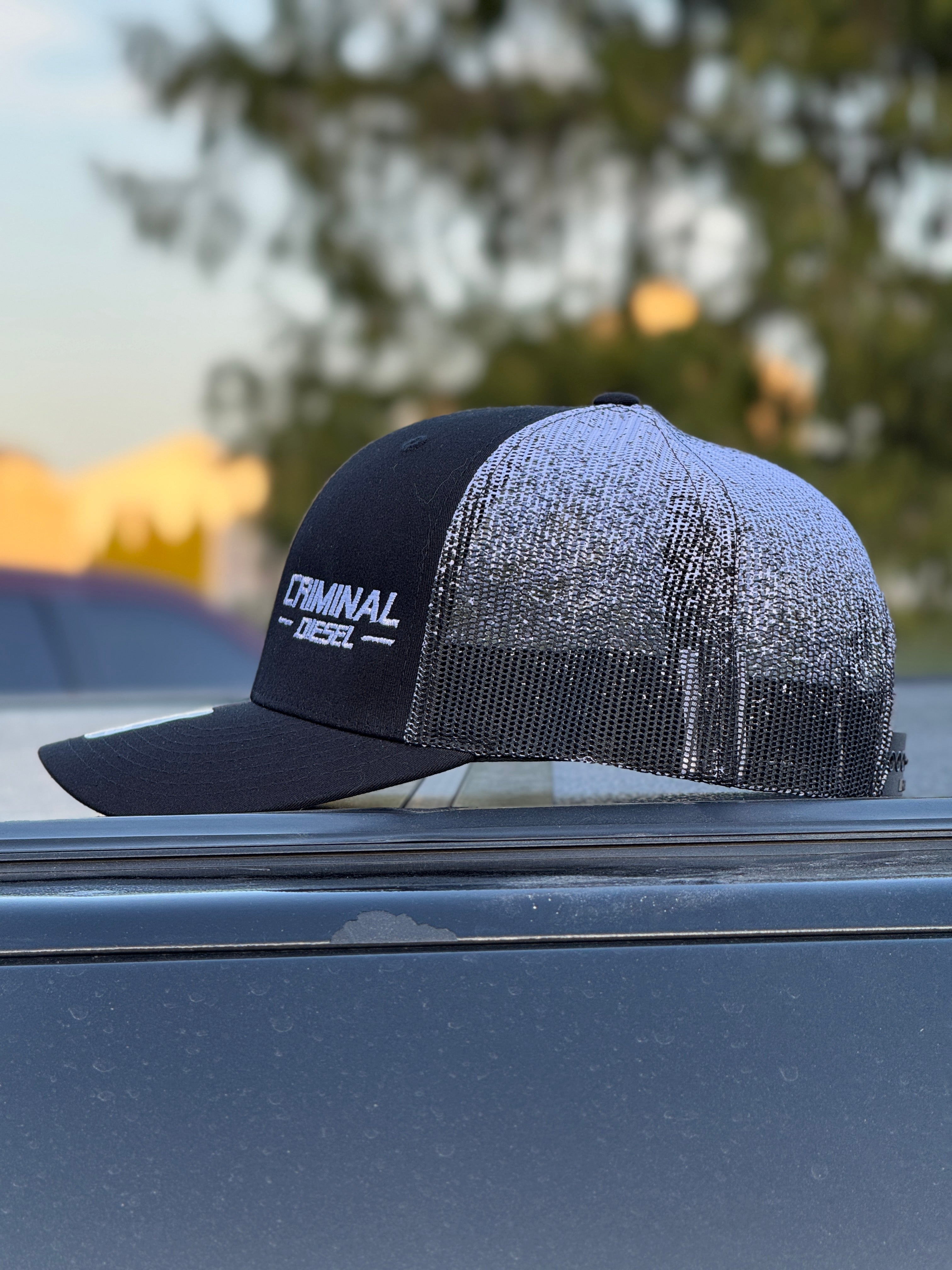 Black/White Fade "Criminal Diesel" Richardson 112